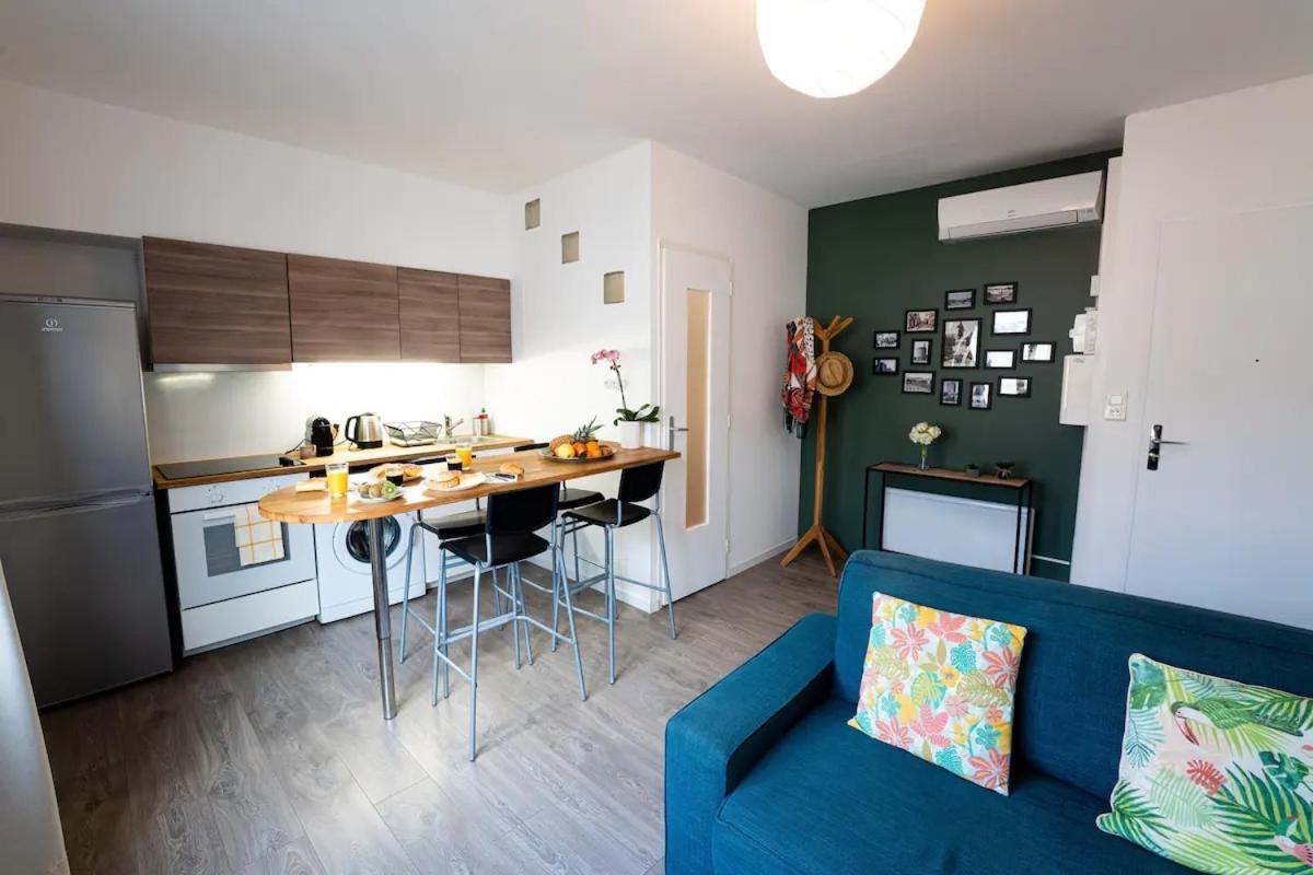Appartement Centre Village, Clim Et Parking Gratuit Aigues-Mortes Buitenkant foto