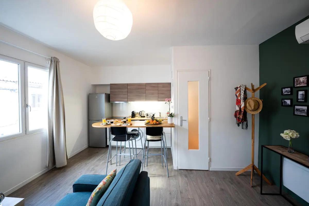 Appartement Centre Village, Clim Et Parking Gratuit Aigues-Mortes Buitenkant foto